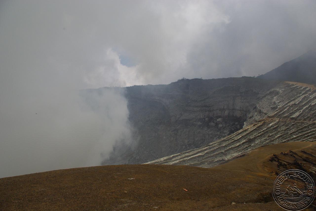 kawah-ijen