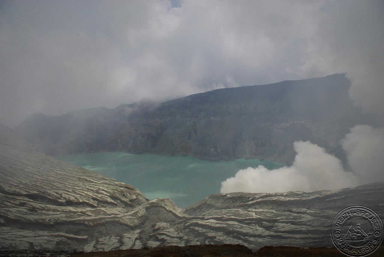 kawah-ijen