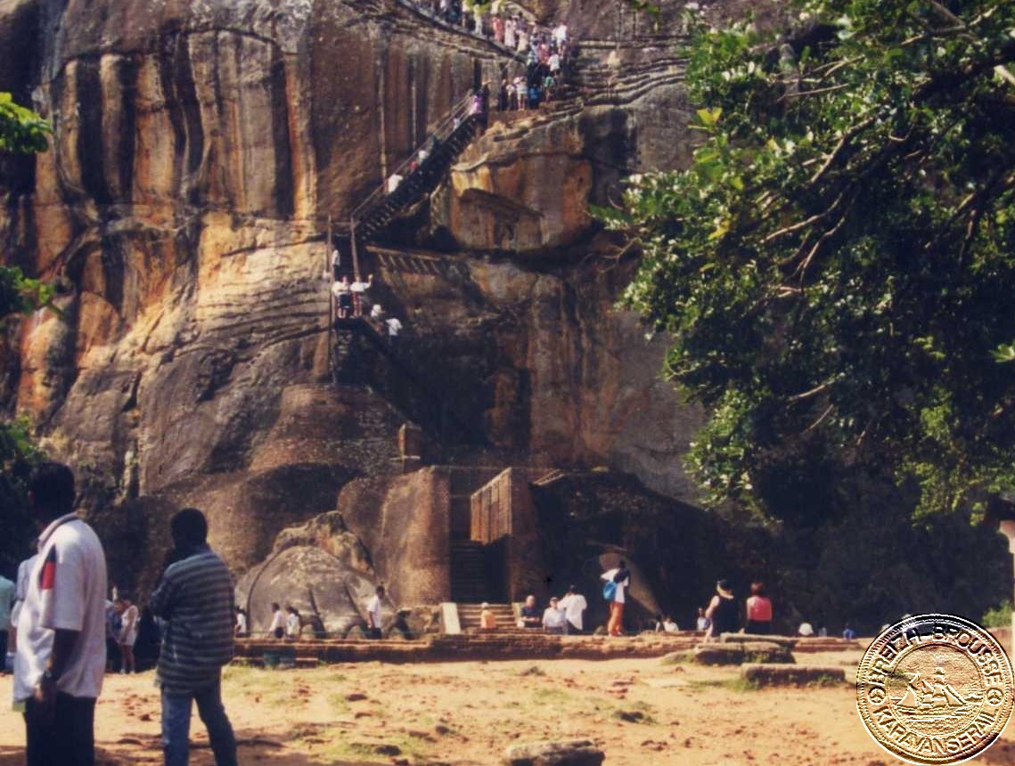 sigiriya-2-1.jpg